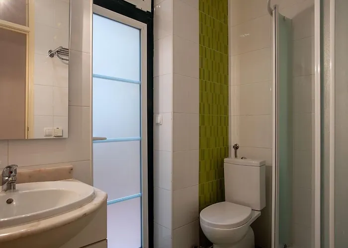 Baum Liverpooler Terrasse By Interhome