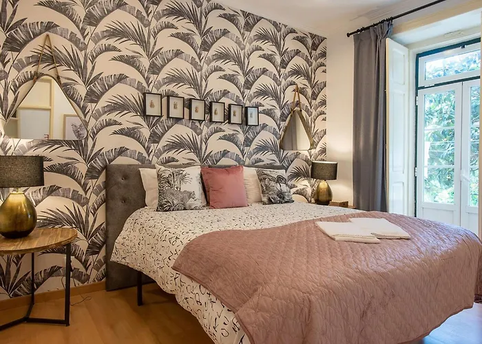 Baum Liverpooler Terrasse By Interhome * Lisbon